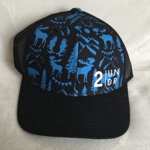 Men's 2Undr Mesh Print Snapback Cap - Night Life NWT Moose Wilderness